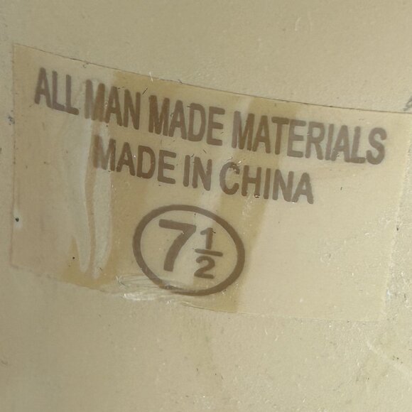 Women's Stiletto Red Suede Heels - Picture 7 of 15